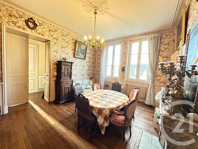 maison à vendre - 8 pièces - 190.0 m2 - LA ROCHE SUR YON - 85 - PAYS-DE-LOIRE - Century 21 Accort'Immo