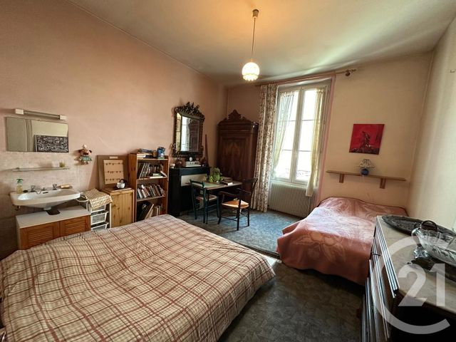 maison à vendre - 8 pièces - 190.0 m2 - LA ROCHE SUR YON - 85 - PAYS-DE-LOIRE - Century 21 Accort'Immo