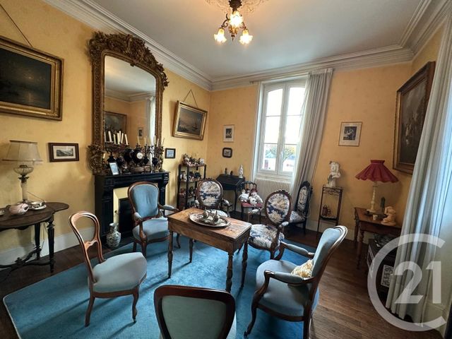 maison à vendre - 8 pièces - 190.0 m2 - LA ROCHE SUR YON - 85 - PAYS-DE-LOIRE - Century 21 Accort'Immo