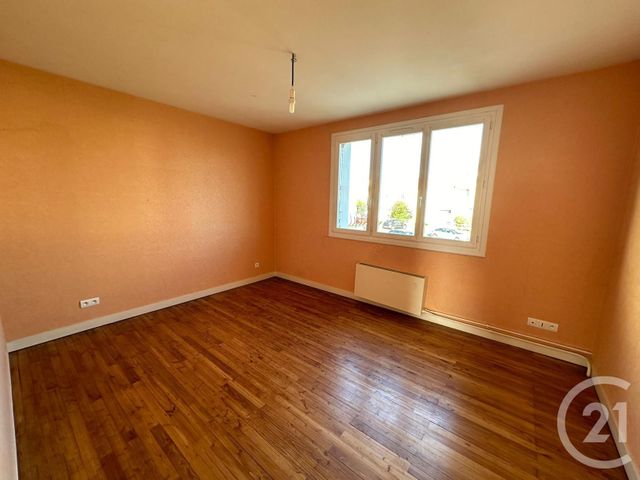 maison à vendre - 5 pièces - 102.0 m2 - LA ROCHE SUR YON - 85 - PAYS-DE-LOIRE - Century 21 Accort'Immo