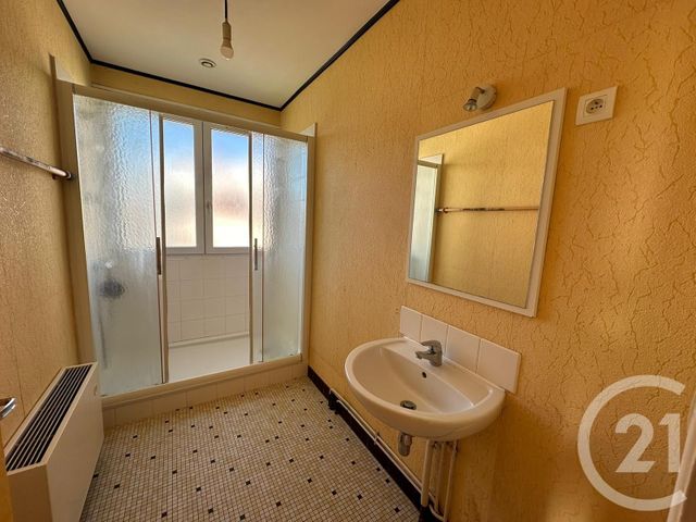 maison à vendre - 5 pièces - 102.0 m2 - LA ROCHE SUR YON - 85 - PAYS-DE-LOIRE - Century 21 Accort'Immo