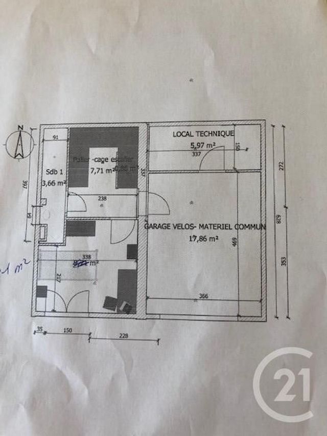 maison à louer - 7 pièces - 117.0 m2 - LA ROCHE SUR YON - 85 - PAYS-DE-LOIRE - Century 21 Accort'Immo