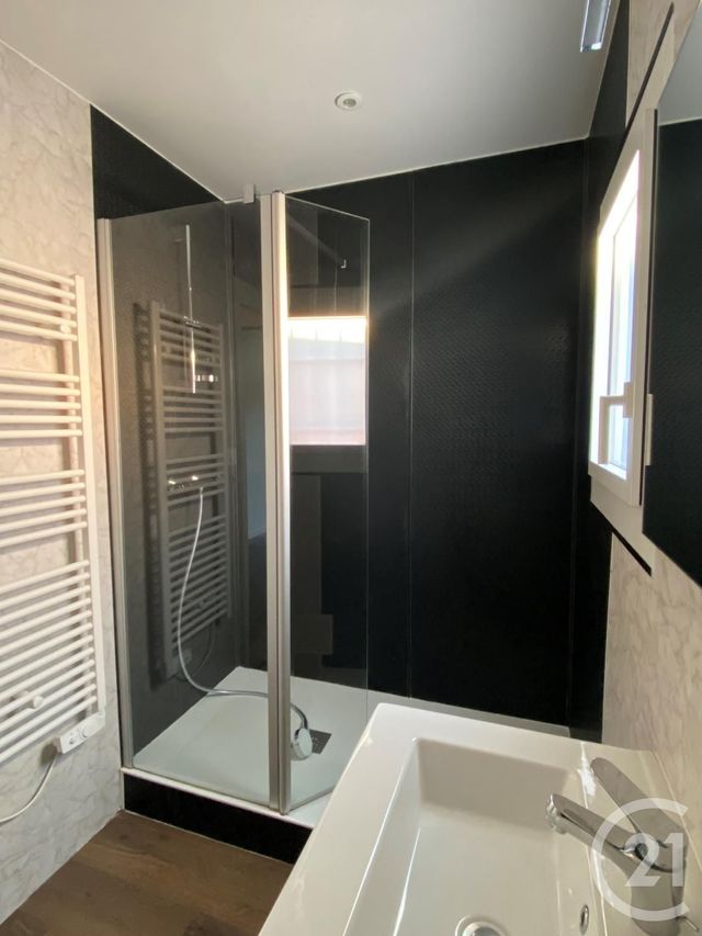 Appartement F3 à louer - 3 pièces - 52.39 m2 - LA ROCHE SUR YON - 85 - PAYS-DE-LOIRE - Century 21 Accort'Immo