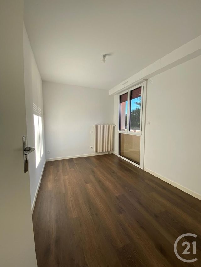 Appartement F3 à louer - 3 pièces - 52.39 m2 - LA ROCHE SUR YON - 85 - PAYS-DE-LOIRE - Century 21 Accort'Immo