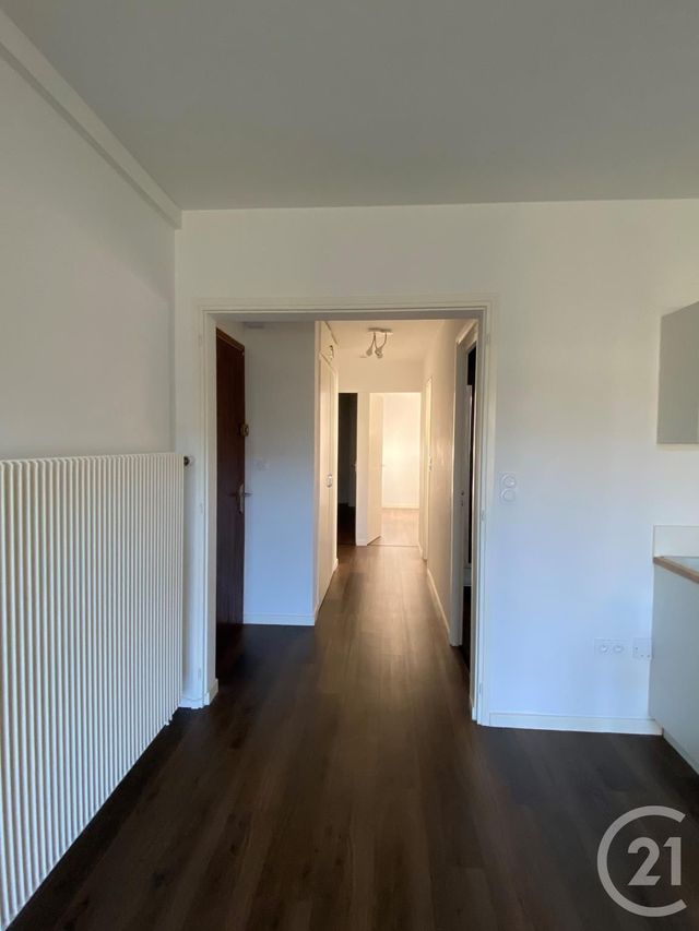 Appartement F3 à louer - 3 pièces - 52.39 m2 - LA ROCHE SUR YON - 85 - PAYS-DE-LOIRE - Century 21 Accort'Immo