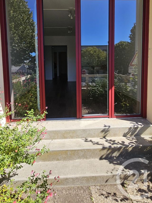 Appartement F3 à louer - 3 pièces - 52.39 m2 - LA ROCHE SUR YON - 85 - PAYS-DE-LOIRE - Century 21 Accort'Immo