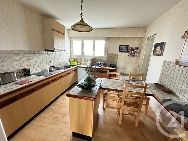 Appartement T4 à vendre - 4 pièces - 96.0 m2 - LA ROCHE SUR YON - 85 - PAYS-DE-LOIRE - Century 21 Accort'Immo