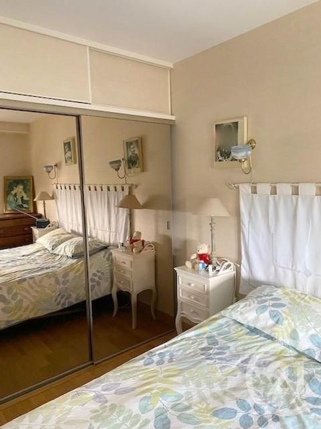 Appartement F5 à vendre - 5 pièces - 101.66 m2 - LA ROCHE SUR YON - 85 - PAYS-DE-LOIRE - Century 21 Accort'Immo