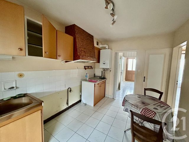 maison à vendre - 4 pièces - 78.0 m2 - LA ROCHE SUR YON - 85 - PAYS-DE-LOIRE - Century 21 Accort'Immo