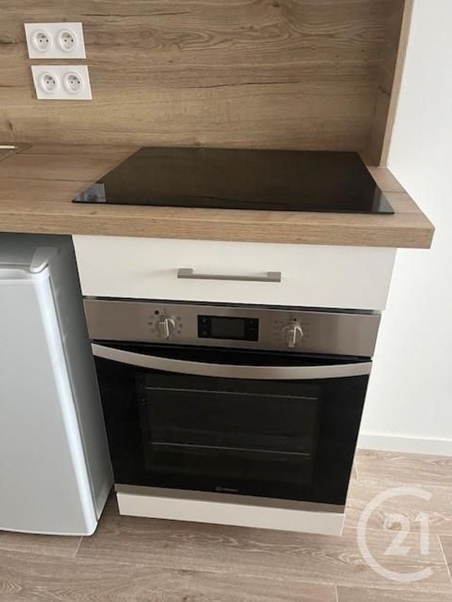 Appartement à louer - 2 pièces - 36.91 m2 - LA ROCHE SUR YON - 85 - PAYS-DE-LOIRE - Century 21 Accort'Immo