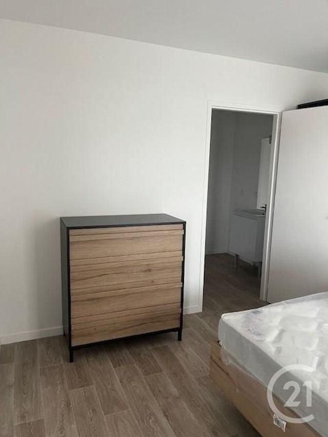 Appartement à louer - 2 pièces - 36.91 m2 - LA ROCHE SUR YON - 85 - PAYS-DE-LOIRE - Century 21 Accort'Immo