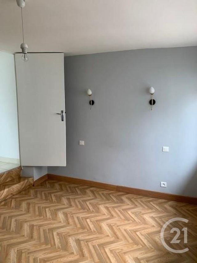 maison à louer - 4 pièces - 77.82 m2 - LA ROCHE SUR YON - 85 - PAYS-DE-LOIRE - Century 21 Accort'Immo