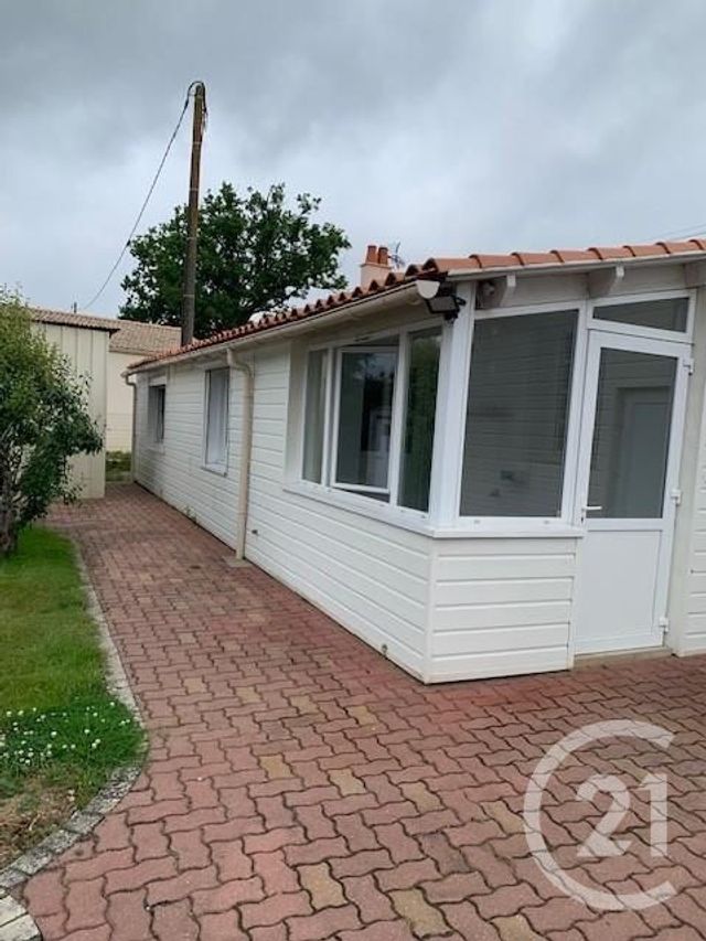 maison à louer - 4 pièces - 77.82 m2 - LA ROCHE SUR YON - 85 - PAYS-DE-LOIRE - Century 21 Accort'Immo