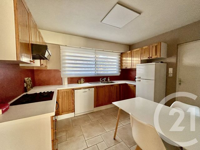 maison à vendre - 4 pièces - 95.0 m2 - LA ROCHE SUR YON - 85 - PAYS-DE-LOIRE - Century 21 Accort'Immo