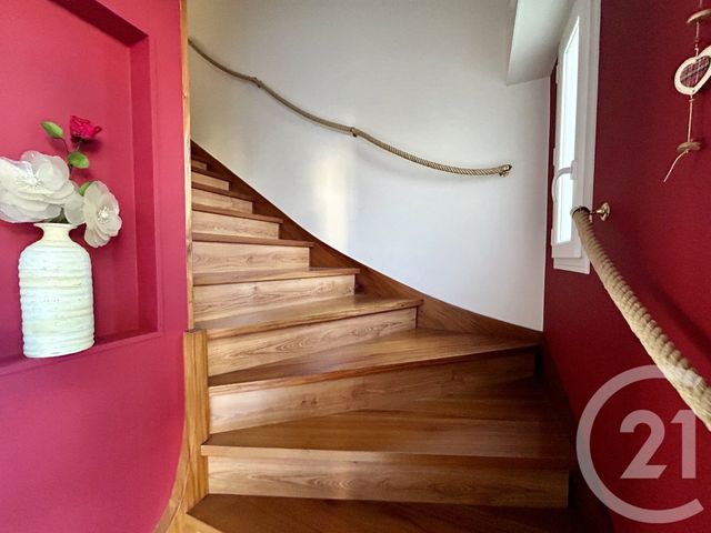 maison à vendre - 4 pièces - 95.0 m2 - LA ROCHE SUR YON - 85 - PAYS-DE-LOIRE - Century 21 Accort'Immo