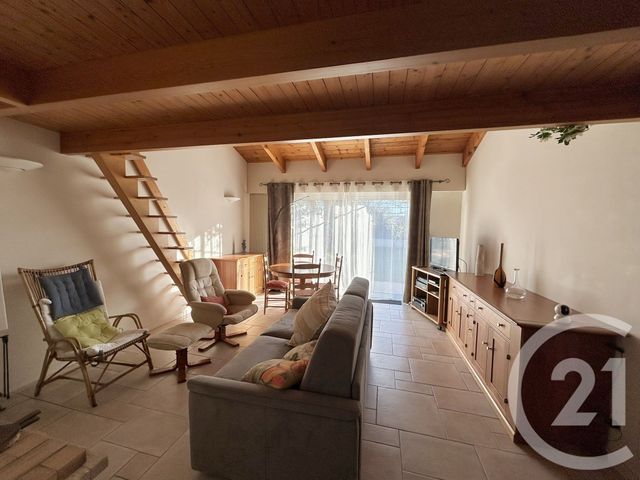 maison à vendre - 4 pièces - 95.0 m2 - LA ROCHE SUR YON - 85 - PAYS-DE-LOIRE - Century 21 Accort'Immo