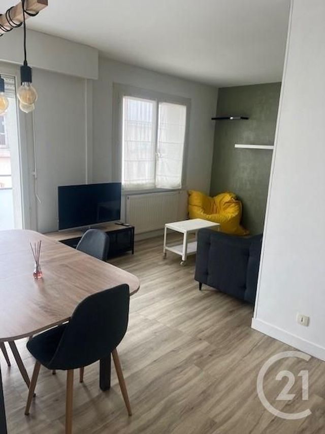 Appartement F3 à louer - 3 pièces - 66.74 m2 - LA ROCHE SUR YON - 85 - PAYS-DE-LOIRE - Century 21 Accort'Immo