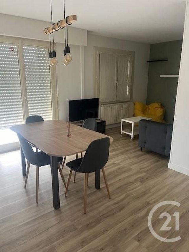 Appartement F3 à louer - 3 pièces - 66.74 m2 - LA ROCHE SUR YON - 85 - PAYS-DE-LOIRE - Century 21 Accort'Immo