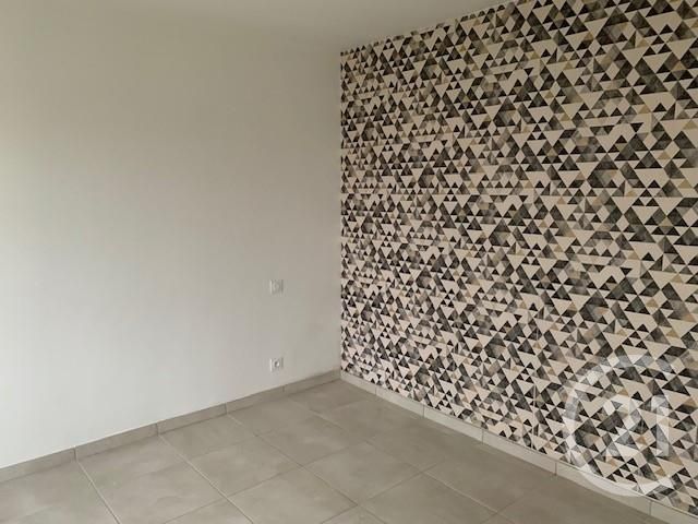 maison à louer - 4 pièces - 54.12 m2 - ST JULIEN DES LANDES - 85 - PAYS-DE-LOIRE - Century 21 Accort'Immo