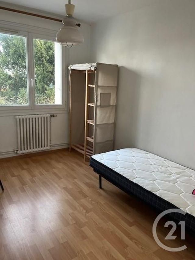 Appartement F4 à louer - 4 pièces - 74.88 m2 - LA ROCHE SUR YON - 85 - PAYS-DE-LOIRE - Century 21 Accort'Immo