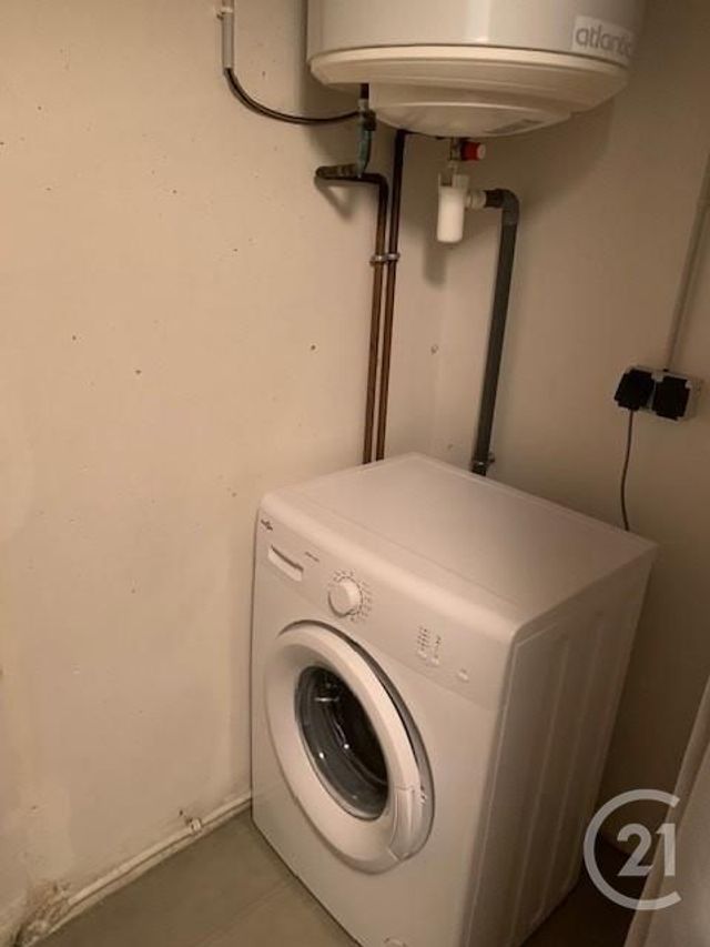 Appartement Studio à vendre - 1 pièce - 21.89 m2 - LA ROCHE SUR YON - 85 - PAYS-DE-LOIRE - Century 21 Accort'Immo