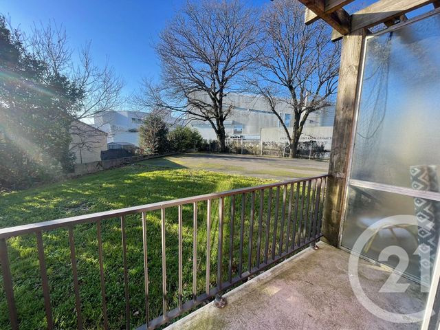 Appartement Studio à vendre - 1 pièce - 21.89 m2 - LA ROCHE SUR YON - 85 - PAYS-DE-LOIRE - Century 21 Accort'Immo