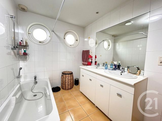 maison à vendre - 6 pièces - 116.0 m2 - MOUILLERON LE CAPTIF - 85 - PAYS-DE-LOIRE - Century 21 Accort'Immo