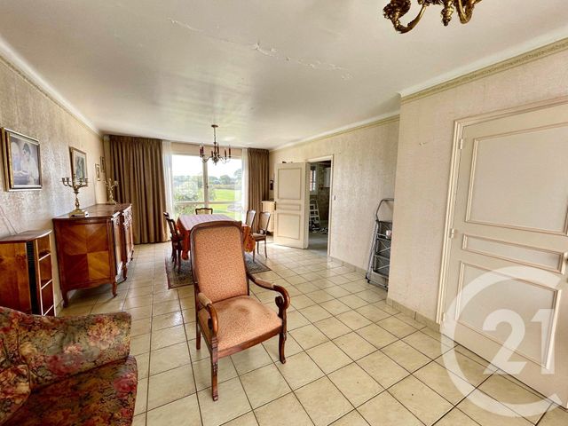 maison à vendre - 4 pièces - 91.0 m2 - LA ROCHE SUR YON - 85 - PAYS-DE-LOIRE - Century 21 Accort'Immo