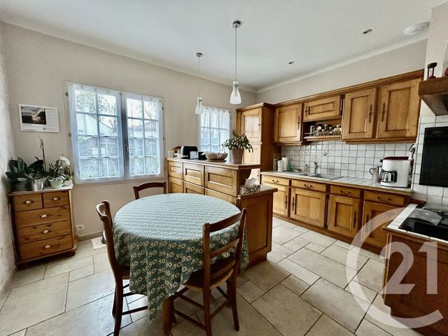 maison à vendre - 6 pièces - 116.98 m2 - LA ROCHE SUR YON - 85 - PAYS-DE-LOIRE - Century 21 Accort'Immo