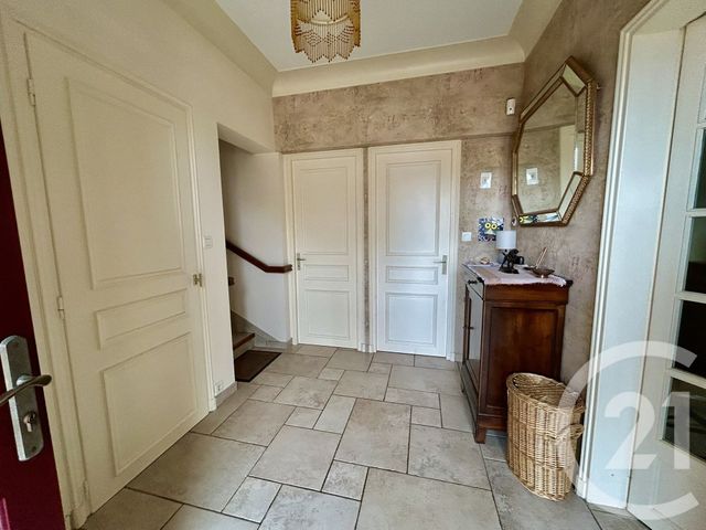 maison à vendre - 6 pièces - 116.98 m2 - LA ROCHE SUR YON - 85 - PAYS-DE-LOIRE - Century 21 Accort'Immo