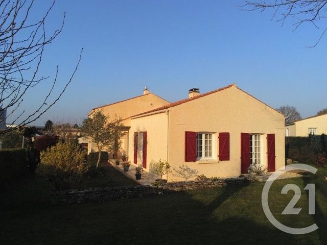 maison à vendre - 6 pièces - 116.98 m2 - LA ROCHE SUR YON - 85 - PAYS-DE-LOIRE - Century 21 Accort'Immo