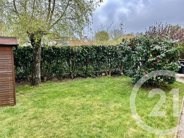 maison à vendre - 6 pièces - 116.98 m2 - LA ROCHE SUR YON - 85 - PAYS-DE-LOIRE - Century 21 Accort'Immo