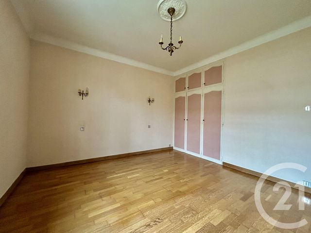 maison à vendre - 5 pièces - 113.0 m2 - LA ROCHE SUR YON - 85 - PAYS-DE-LOIRE - Century 21 Accort'Immo