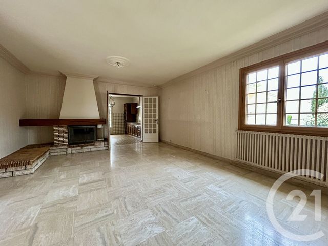 maison à vendre - 5 pièces - 113.0 m2 - LA ROCHE SUR YON - 85 - PAYS-DE-LOIRE - Century 21 Accort'Immo