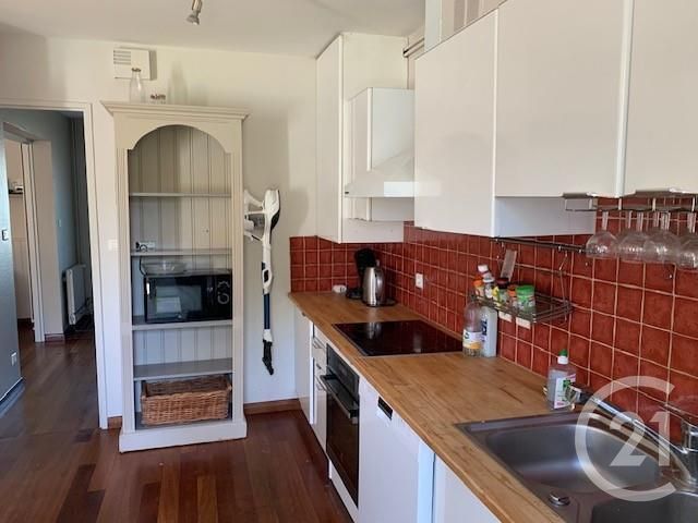 maison à louer - 6 pièces - 106.2 m2 - LA ROCHE SUR YON - 85 - PAYS-DE-LOIRE - Century 21 Accort'Immo