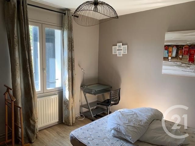 maison à louer - 6 pièces - 106.2 m2 - LA ROCHE SUR YON - 85 - PAYS-DE-LOIRE - Century 21 Accort'Immo