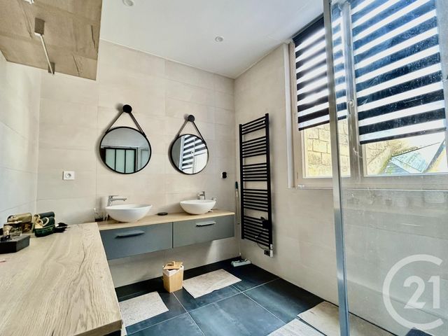 Appartement F3 à vendre - 3 pièces - 107.54 m2 - LA ROCHE SUR YON - 85 - PAYS-DE-LOIRE - Century 21 Accort'Immo