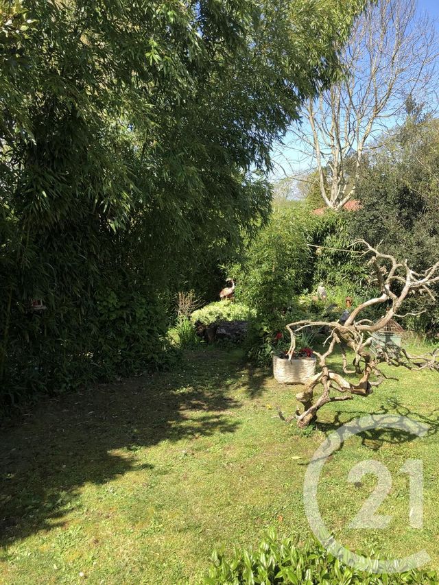 maison à louer - 5 pièces - 135.13 m2 - LA ROCHE SUR YON - 85 - PAYS-DE-LOIRE - Century 21 Accort'Immo