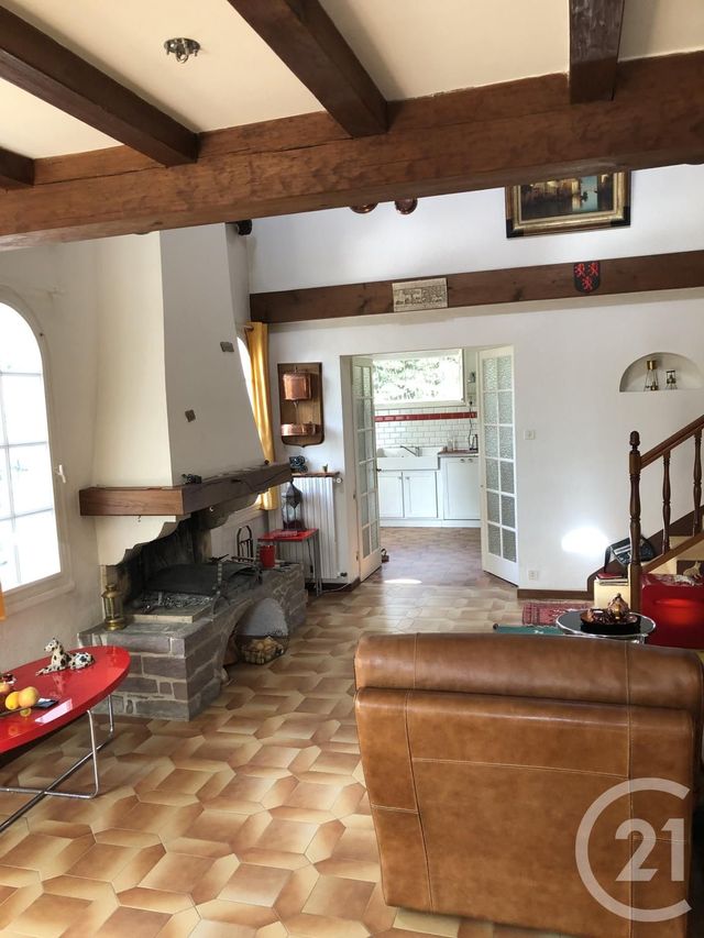 maison à louer - 5 pièces - 135.13 m2 - LA ROCHE SUR YON - 85 - PAYS-DE-LOIRE - Century 21 Accort'Immo