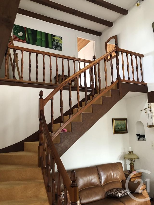 maison à louer - 5 pièces - 135.13 m2 - LA ROCHE SUR YON - 85 - PAYS-DE-LOIRE - Century 21 Accort'Immo