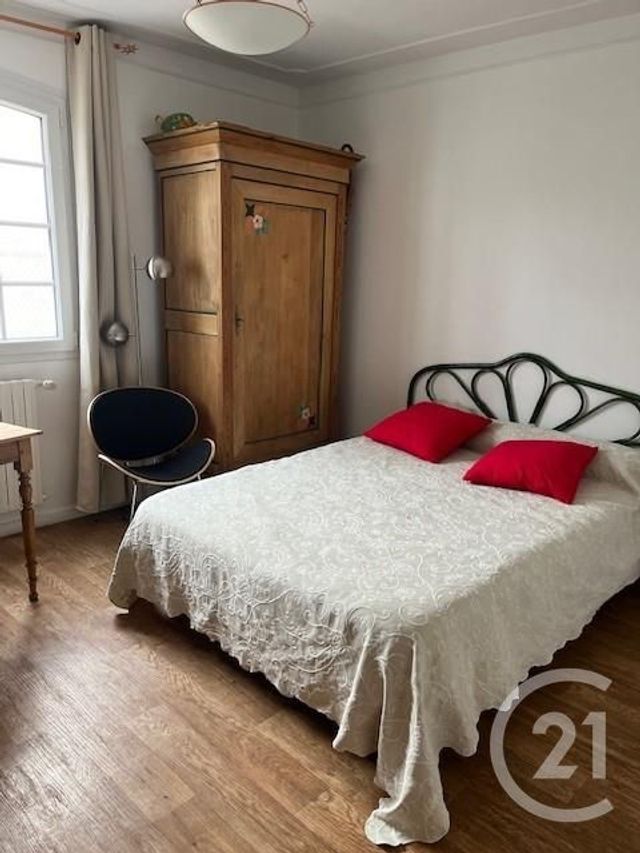 maison à louer - 5 pièces - 135.13 m2 - LA ROCHE SUR YON - 85 - PAYS-DE-LOIRE - Century 21 Accort'Immo