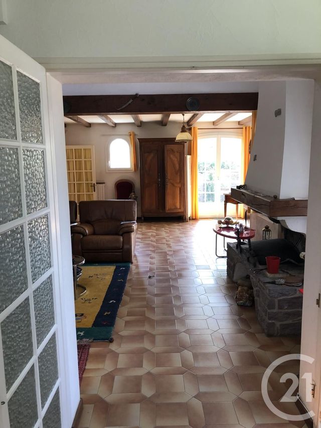 maison à louer - 5 pièces - 135.13 m2 - LA ROCHE SUR YON - 85 - PAYS-DE-LOIRE - Century 21 Accort'Immo