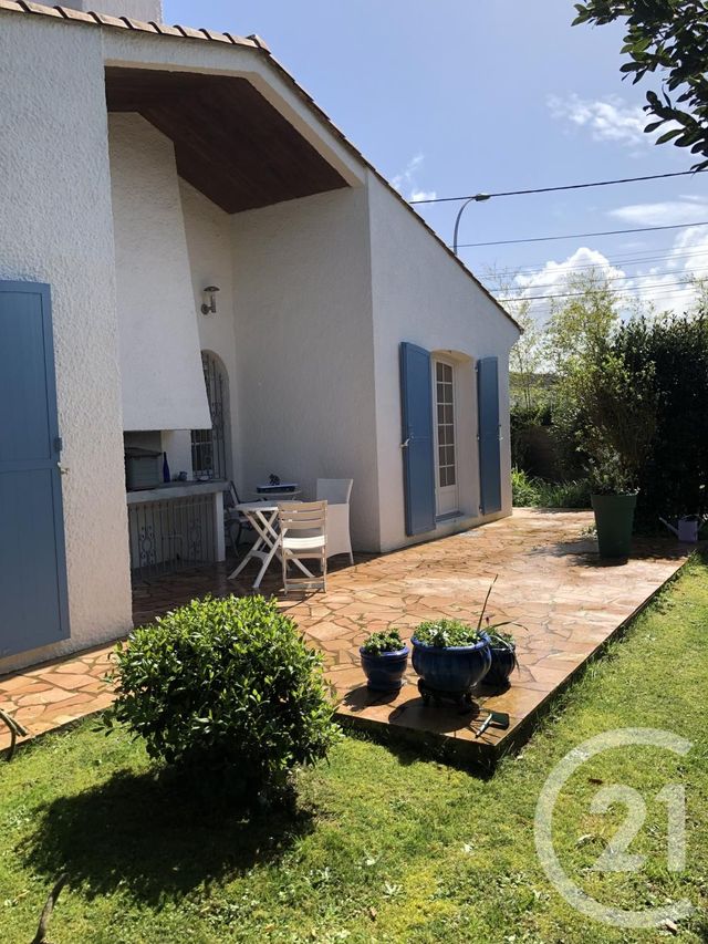 maison à louer - 5 pièces - 135.13 m2 - LA ROCHE SUR YON - 85 - PAYS-DE-LOIRE - Century 21 Accort'Immo