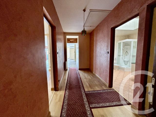 Appartement F6 à vendre - 6 pièces - 193.0 m2 - LA ROCHE SUR YON - 85 - PAYS-DE-LOIRE - Century 21 Accort'Immo