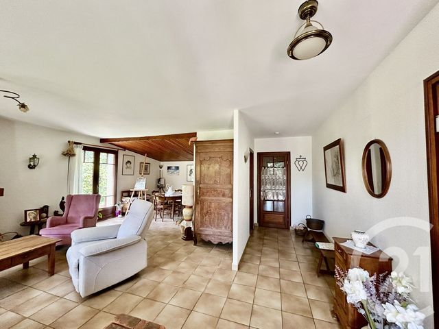 maison à vendre - 5 pièces - 124.0 m2 - LA ROCHE SUR YON - 85 - PAYS-DE-LOIRE - Century 21 Accort'Immo