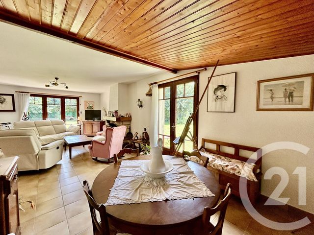 maison à vendre - 5 pièces - 124.0 m2 - LA ROCHE SUR YON - 85 - PAYS-DE-LOIRE - Century 21 Accort'Immo