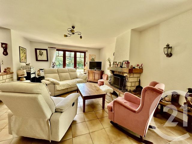 maison à vendre - 5 pièces - 124.0 m2 - LA ROCHE SUR YON - 85 - PAYS-DE-LOIRE - Century 21 Accort'Immo