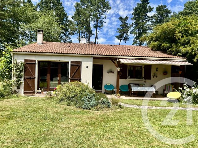 maison à vendre - 5 pièces - 124.0 m2 - LA ROCHE SUR YON - 85 - PAYS-DE-LOIRE - Century 21 Accort'Immo