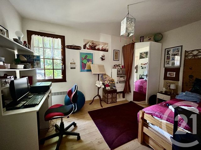 maison à vendre - 5 pièces - 124.0 m2 - LA ROCHE SUR YON - 85 - PAYS-DE-LOIRE - Century 21 Accort'Immo