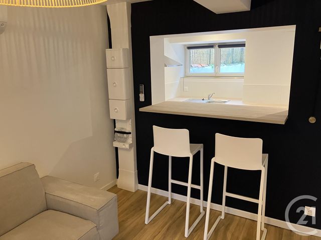 Appartement F1 à louer - 1 pièce - 27.0 m2 - LA ROCHE SUR YON - 85 - PAYS-DE-LOIRE - Century 21 Accort'Immo